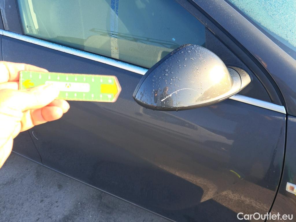  Opel  Insignia OPEL  5p 1G berlina con portón 2.0 CDTI ecoFLEX Start&Stop 140 Bus #16