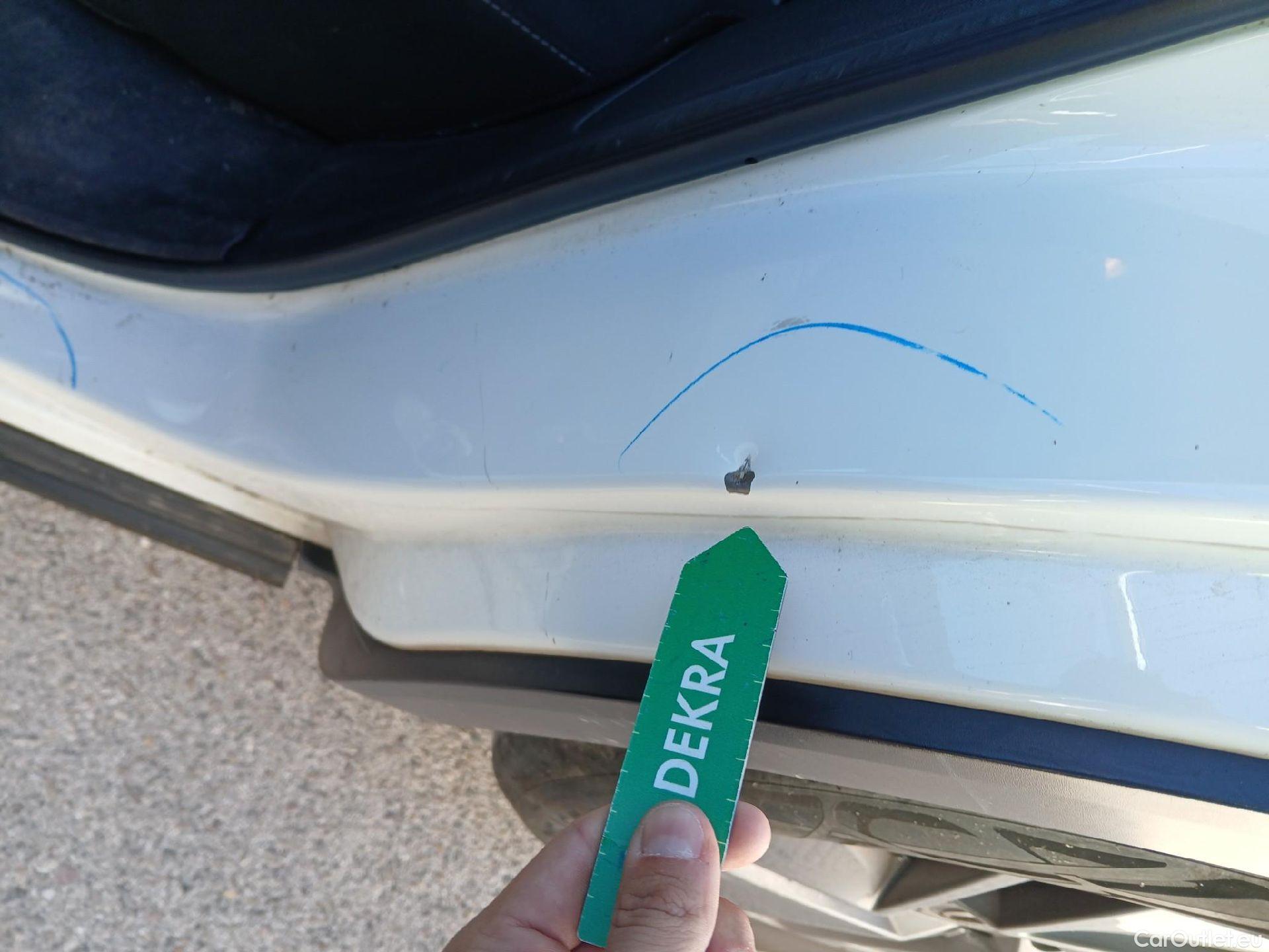  Nissan  Qashqai NISSAN  / 2021 / 5P / todoterreno DIG-T 103kW (140CV) mHEV 4x2 Acenta #14