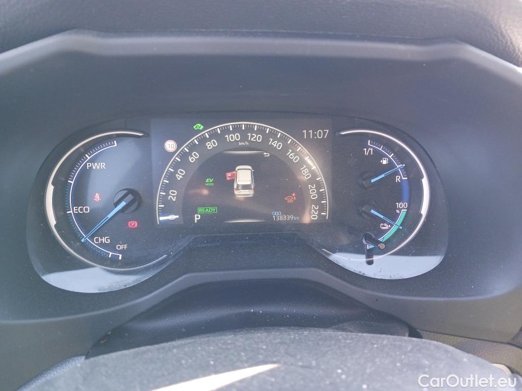  Toyota  RAV4 TOYOTA  / 2018 / 5P / todoterreno 2.5l PLUG-IN 300PH (e-CVT) Style Plus #37