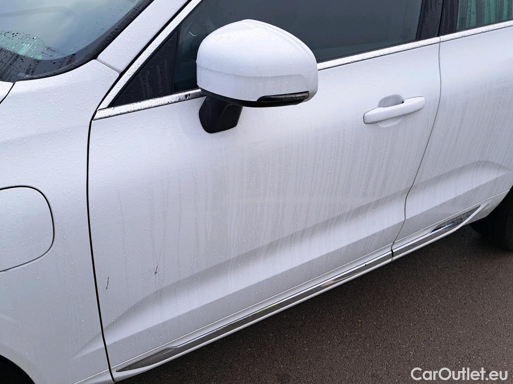  Volvo  XC60 VOLVO  / 2017 / 5P / todoterreno 2.0 T6 AWD Recharge Inscription Exp Auto #19