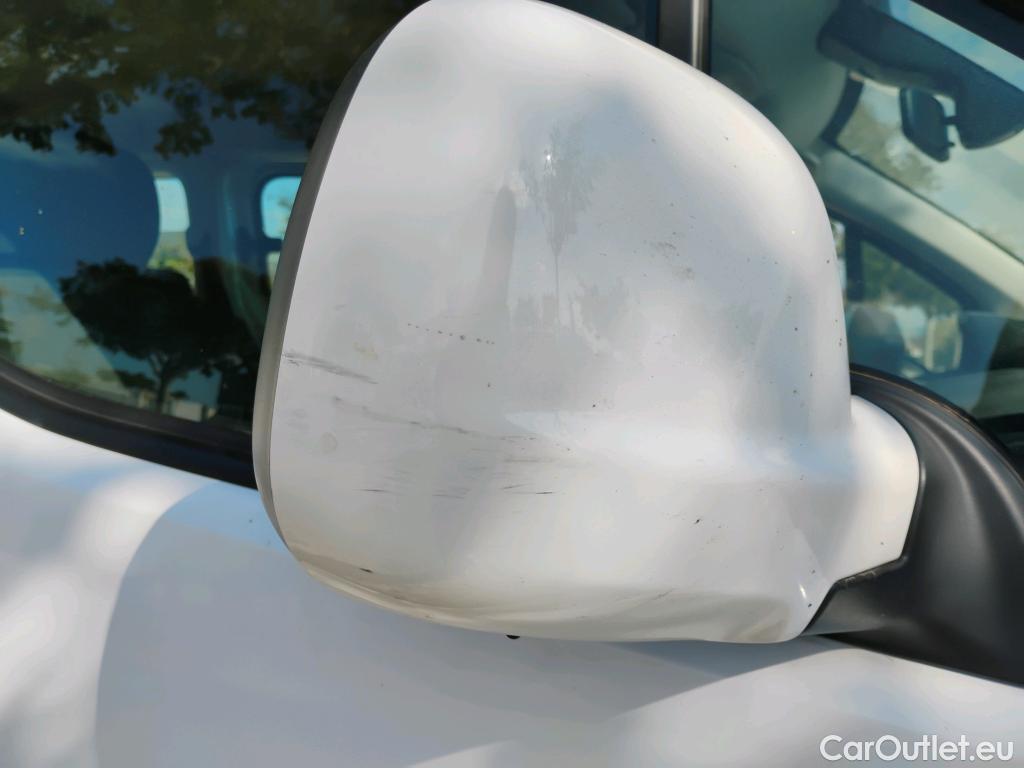  Peugeot  RIFTER PEUGEOT  / 2018 / 4P / combi Active Standard BlueHDi 73kW (IND) (CX2) #36