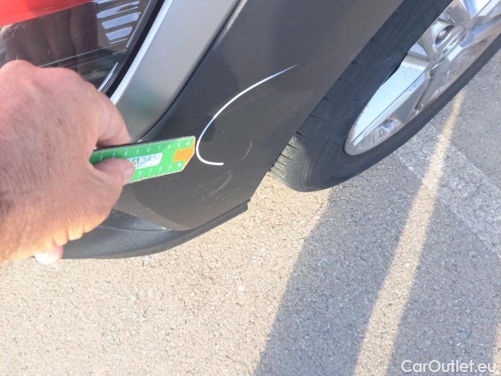  Hyundai  Konna HYUNDAI Kona / 2020 / 5P / todoterreno 1.0 TGDI 48V Maxx 4X2 #13