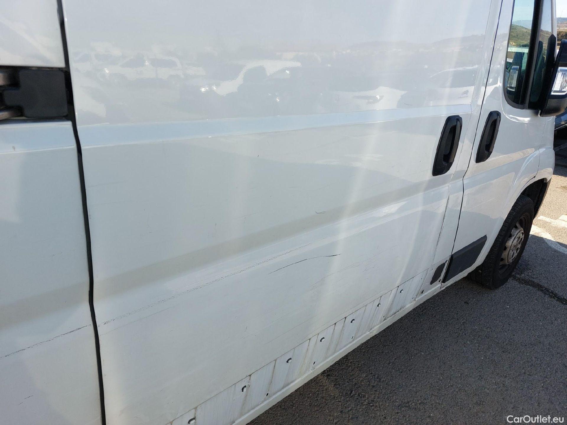  Opel  Movano OPEL  / 2021 / 4P / Furgón Base L2H2 3.5T 2.2 BHDi 88kW #38