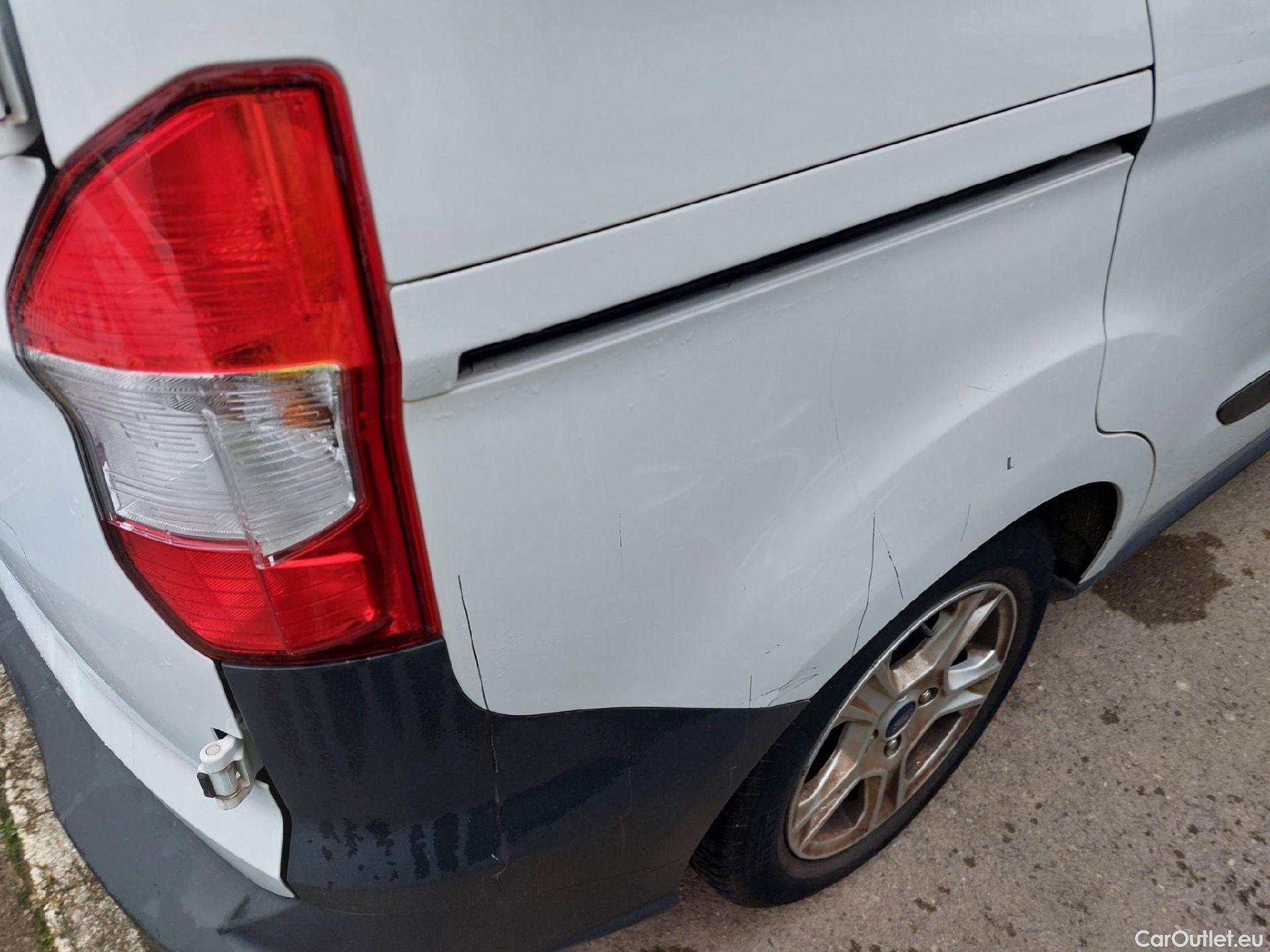  Ford  Transit Connect FORD Transit Courier / 2014 / 4P / combi Kombi 1.5 TDCi 56kW Trend #21