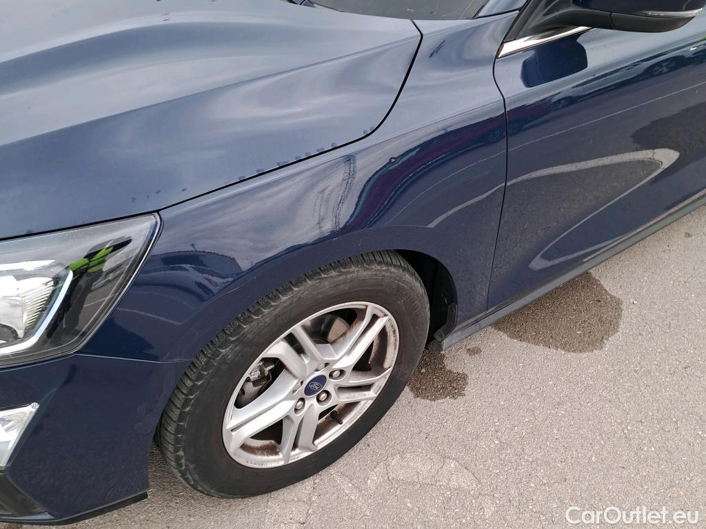  Ford  Focus FORD  / 2018 / 5P / berlina con portón 1.5 Ecoblue 70kW Trend+ #5