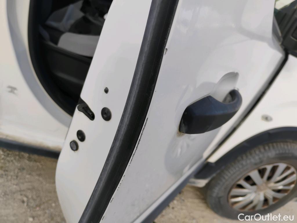  Peugeot  RIFTER PEUGEOT  / 2018 / 4P / monovolumen compacto Access Standard BlueHDi 73kW #21