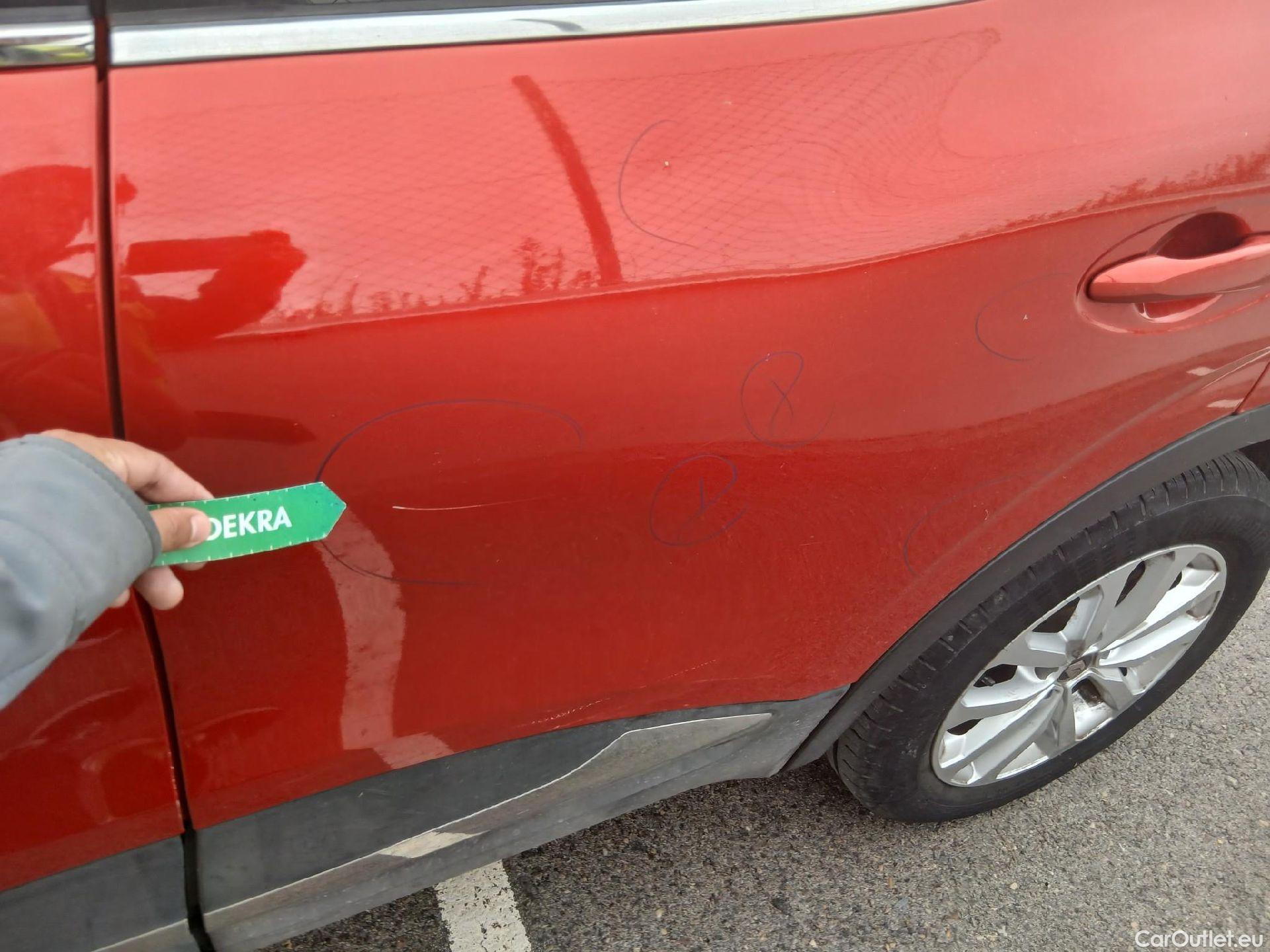  Renault  Kadjar RENAULT  / 2019 / 5P / crossover Intens Blue dCi 85kW (115CV) #18