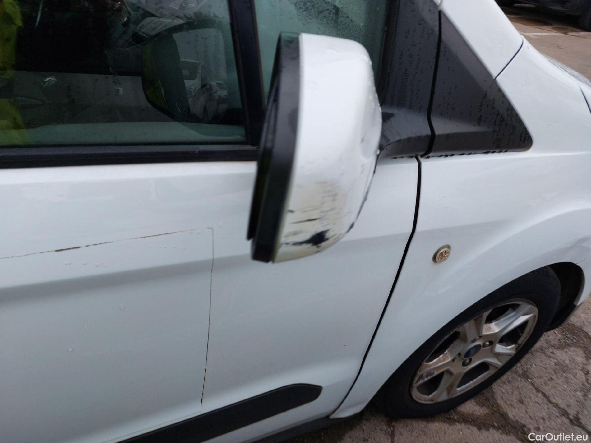  Ford  Transit Connect FORD Transit Courier / 2014 / 4P / combi Kombi 1.5 TDCi 56kW Trend #36