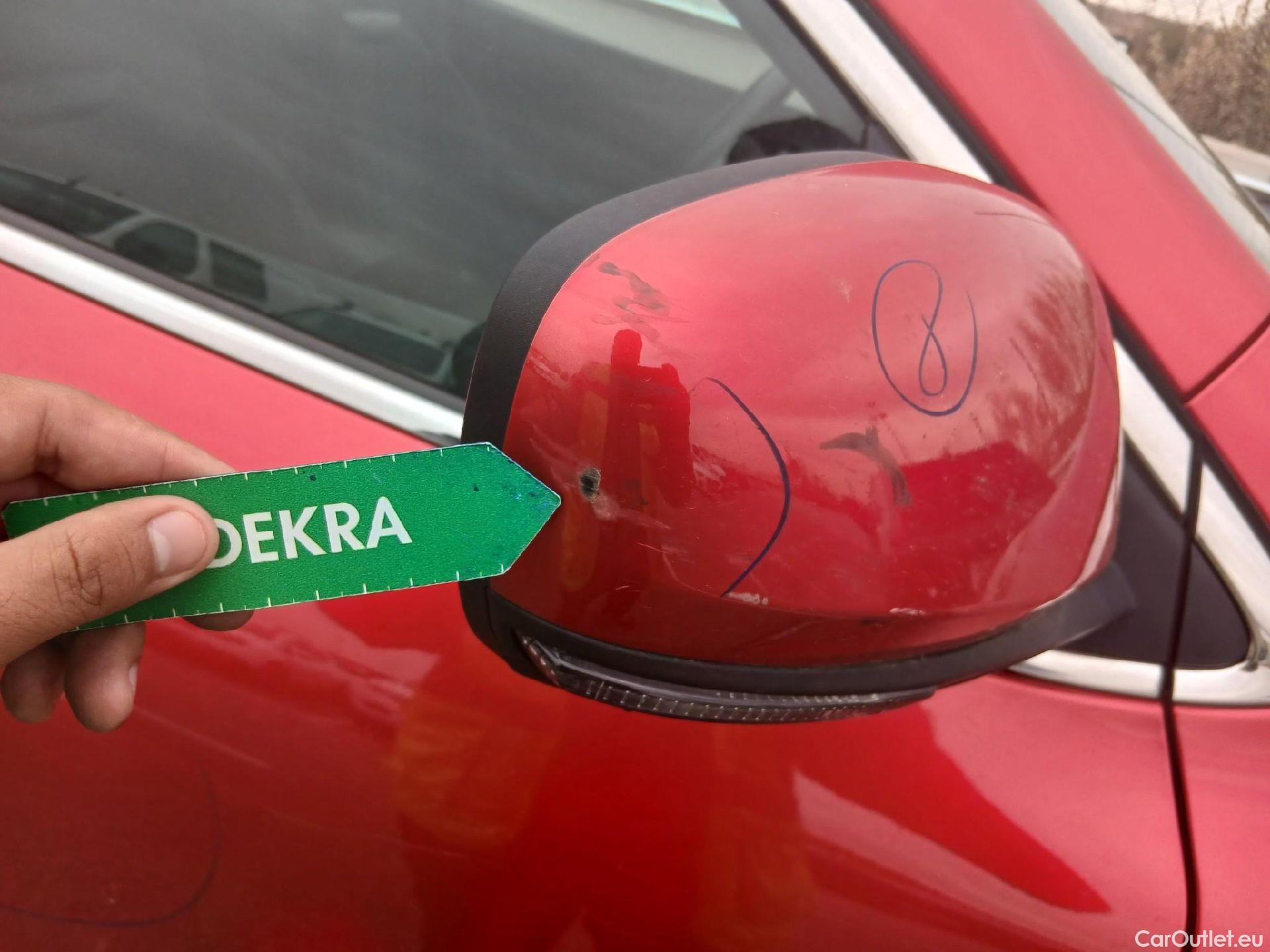  Renault  Kadjar RENAULT  / 2019 / 5P / crossover Intens Blue dCi 85kW (115CV) #41