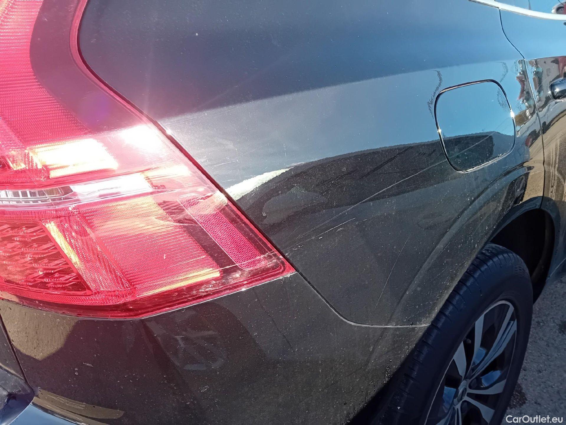  Volvo  XC60 VOLVO  / 2017 / 5P / todoterreno 2.0 B4 D Momentum Pro Auto #8