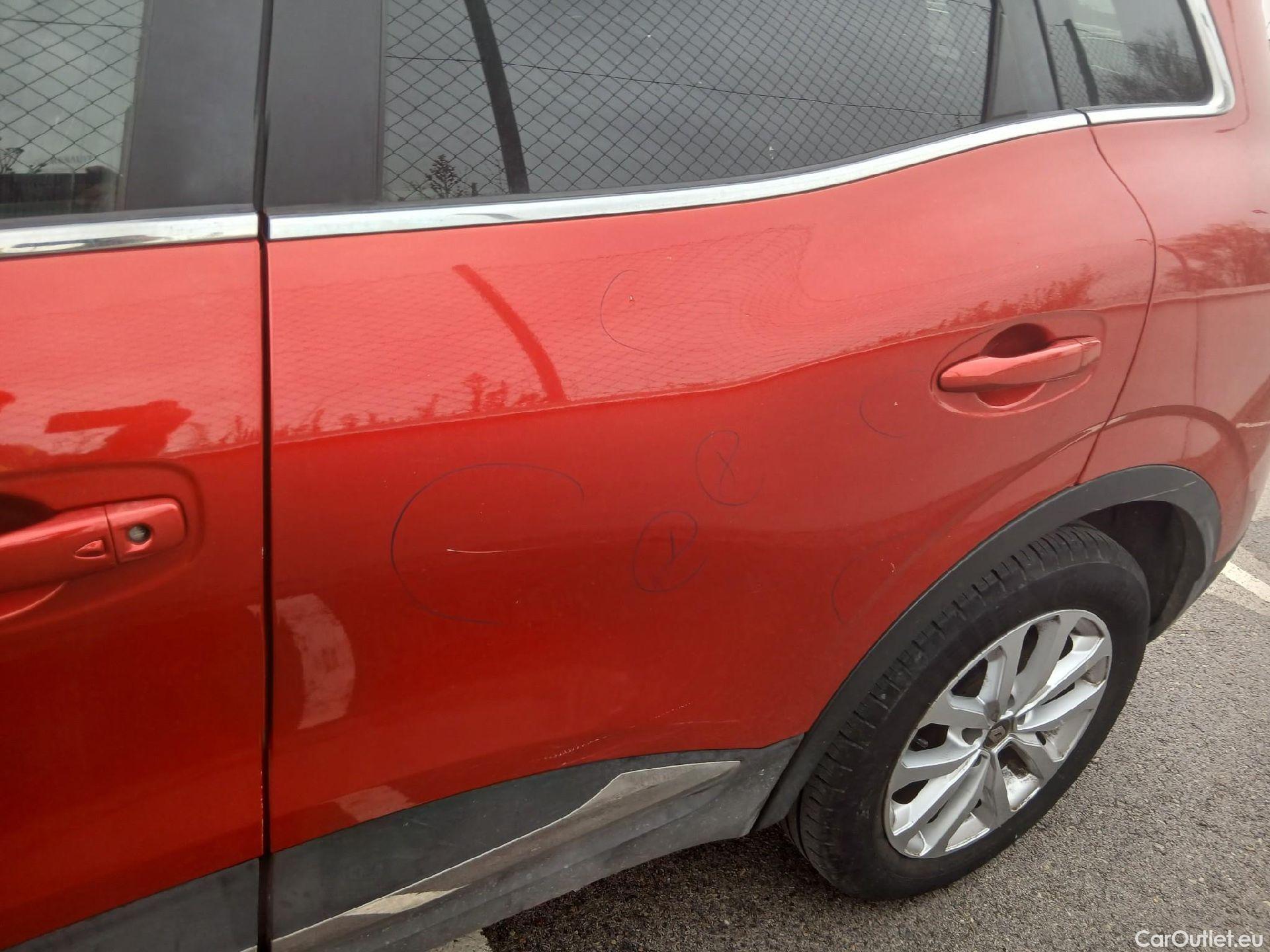  Renault  Kadjar RENAULT  / 2019 / 5P / crossover Intens Blue dCi 85kW (115CV) #17