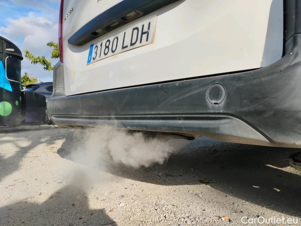  Peugeot  RIFTER PEUGEOT  / 2018 / 4P / monovolumen compacto Access Standard BlueHDi 73kW #25