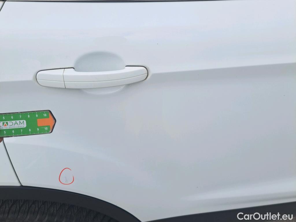  Ford  Kuga FORD  / 2016 / 5P / todoterreno 1.5 EcoBoost 88kW 4x2 Trend+ (CX) #9