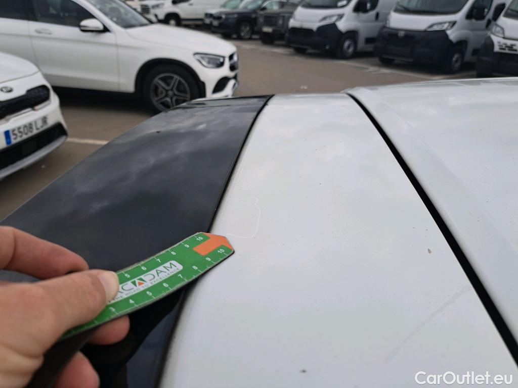  Peugeot  208 PEUGEOT  / 2019 / 5P / berlina con portón PureTech 73kW (100CV) Active Pack #47