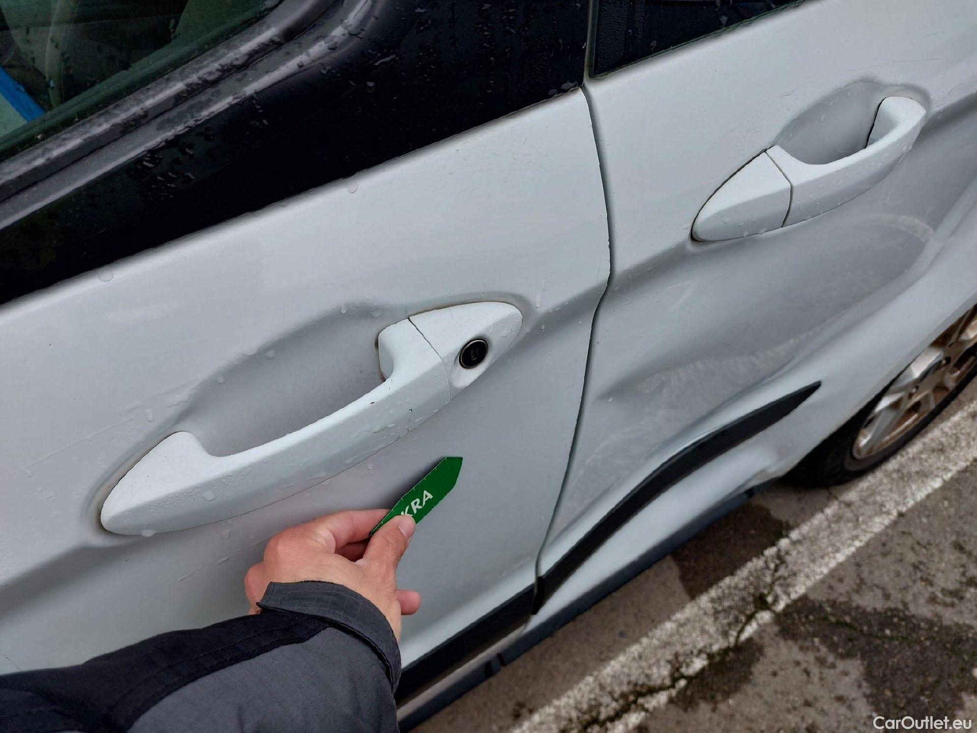  Ford  Transit Connect FORD Transit Courier / 2014 / 4P / combi Kombi 1.5 TDCi 56kW Trend #10