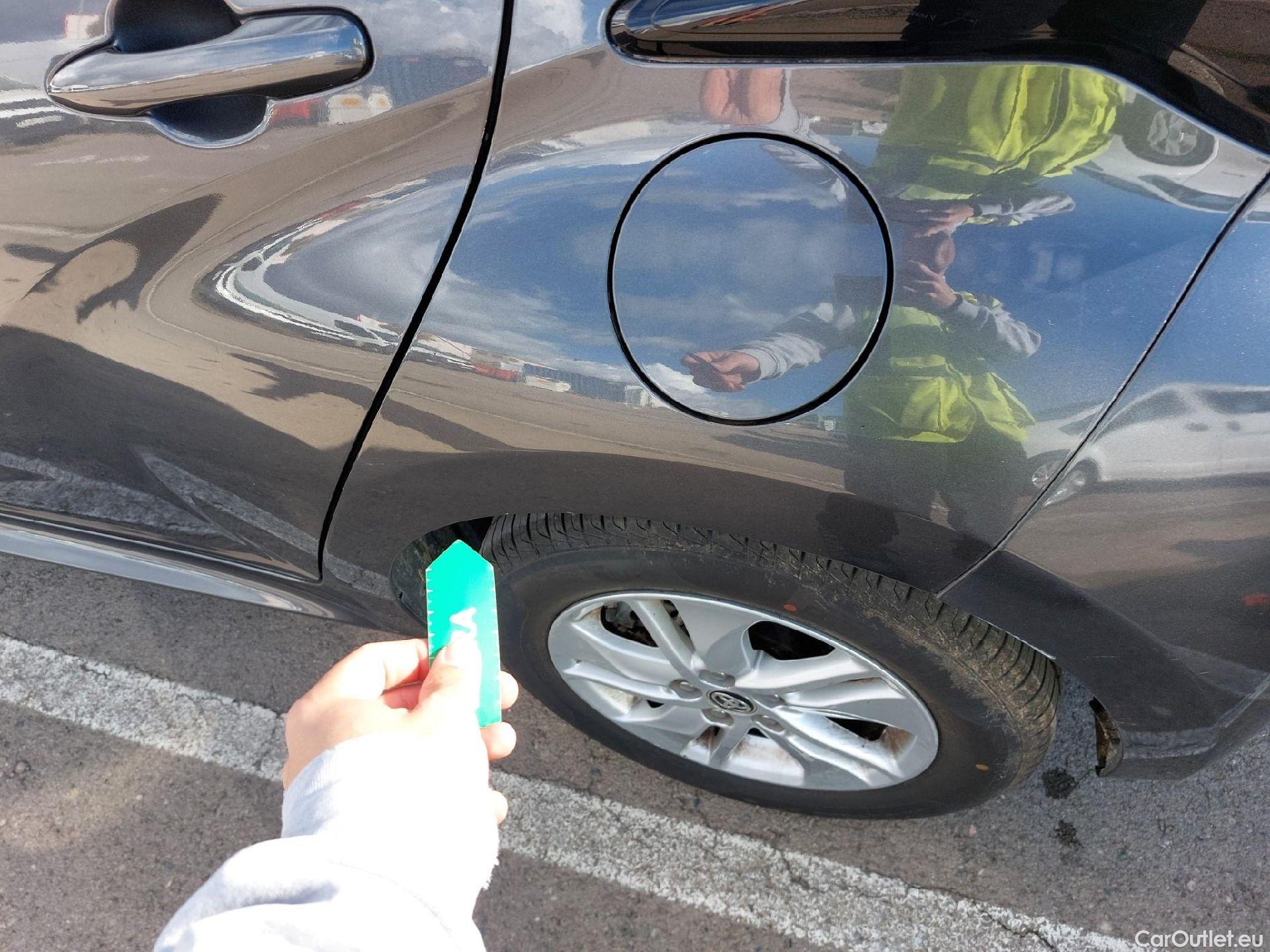  Toyota  Yaris TOYOTA  / 2020 / 5P / berlina con portón 1.5 120H Active Tech #10