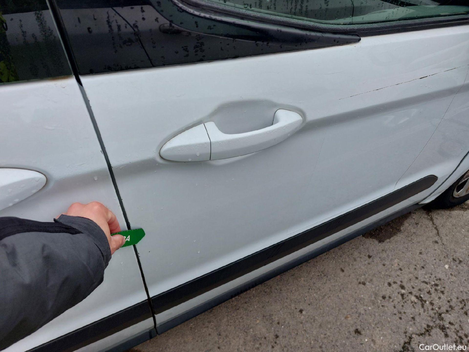  Ford  Transit Connect FORD Transit Courier / 2014 / 4P / combi Kombi 1.5 TDCi 56kW Trend #24