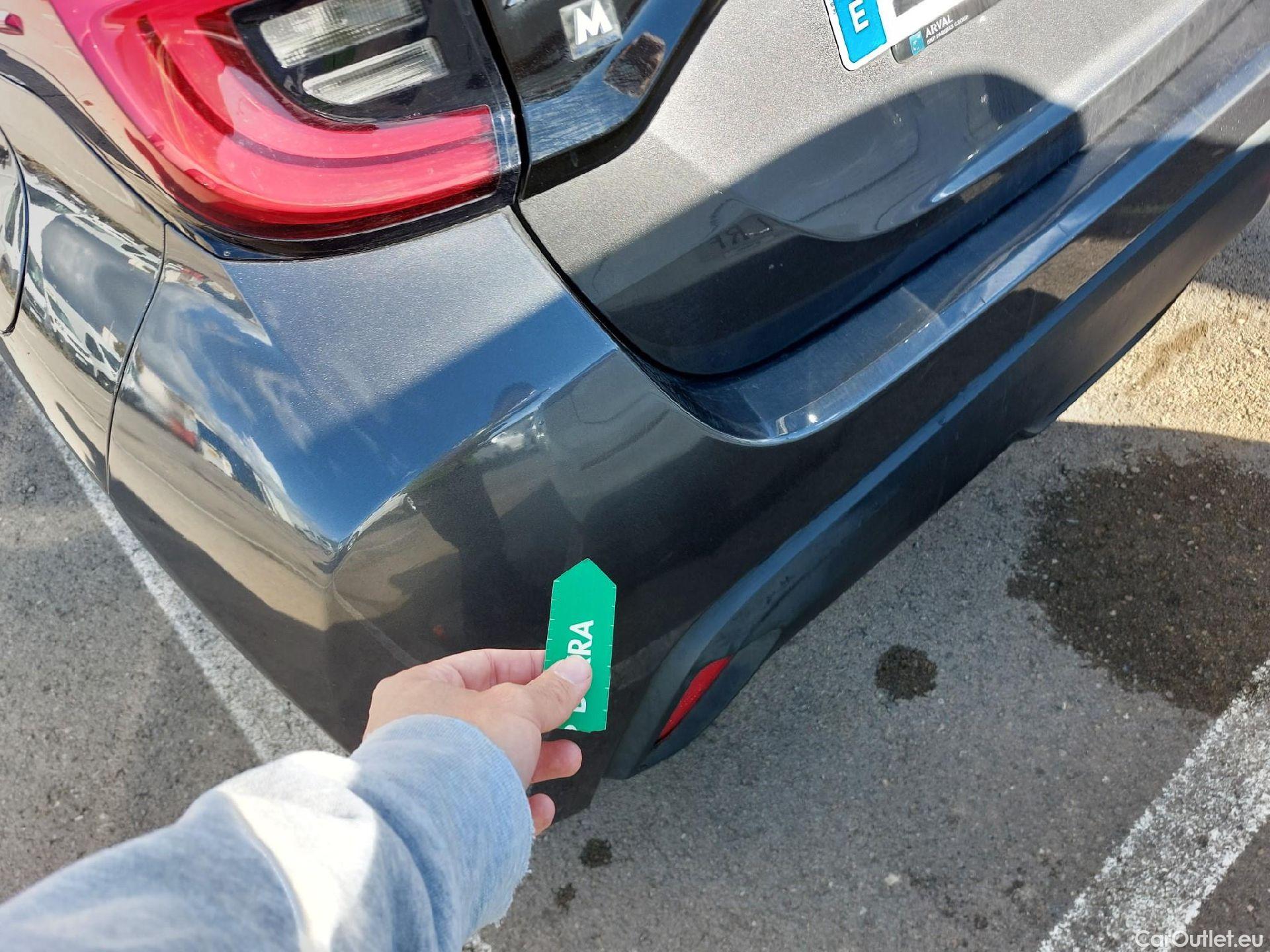  Toyota  Yaris TOYOTA  / 2020 / 5P / berlina con portón 1.5 120H Active Tech #11