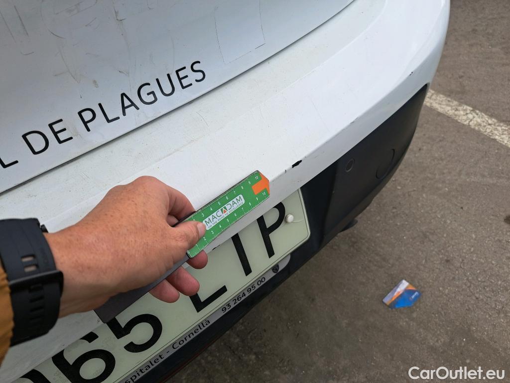  Peugeot  208 PEUGEOT  / 2019 / 5P / berlina con portón PureTech 73kW (100CV) Active Pack #29