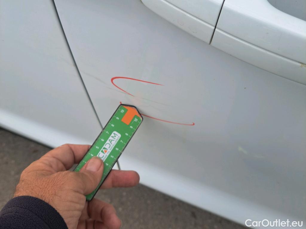  Ford  Kuga FORD  / 2016 / 5P / todoterreno 1.5 EcoBoost 88kW 4x2 Trend+ (CX) #8