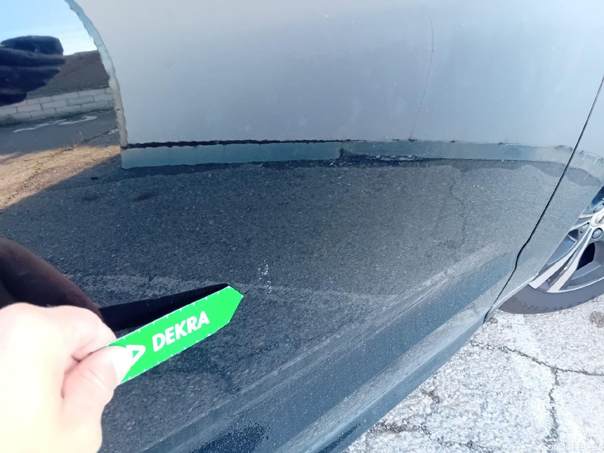  Volvo  XC60 VOLVO  / 2017 / 5P / todoterreno 2.0 B4 D Momentum Pro Auto #16