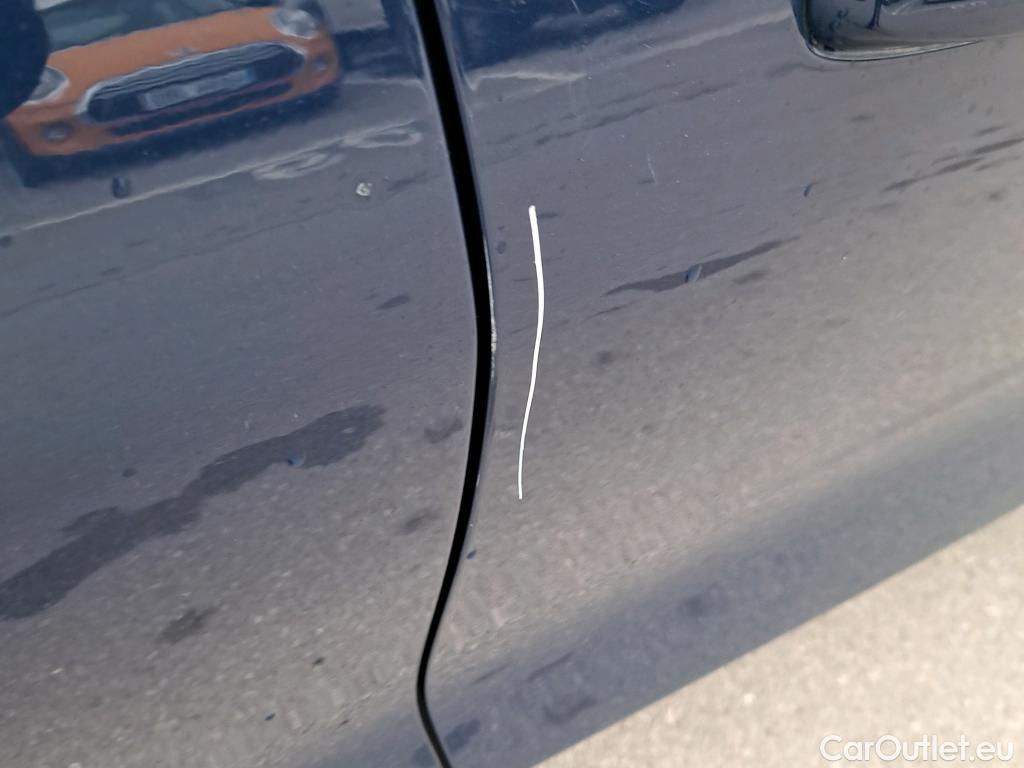  Ford  Focus FORD  / 2018 / 5P / berlina con portón 1.5 Ecoblue 70kW Trend+ #11