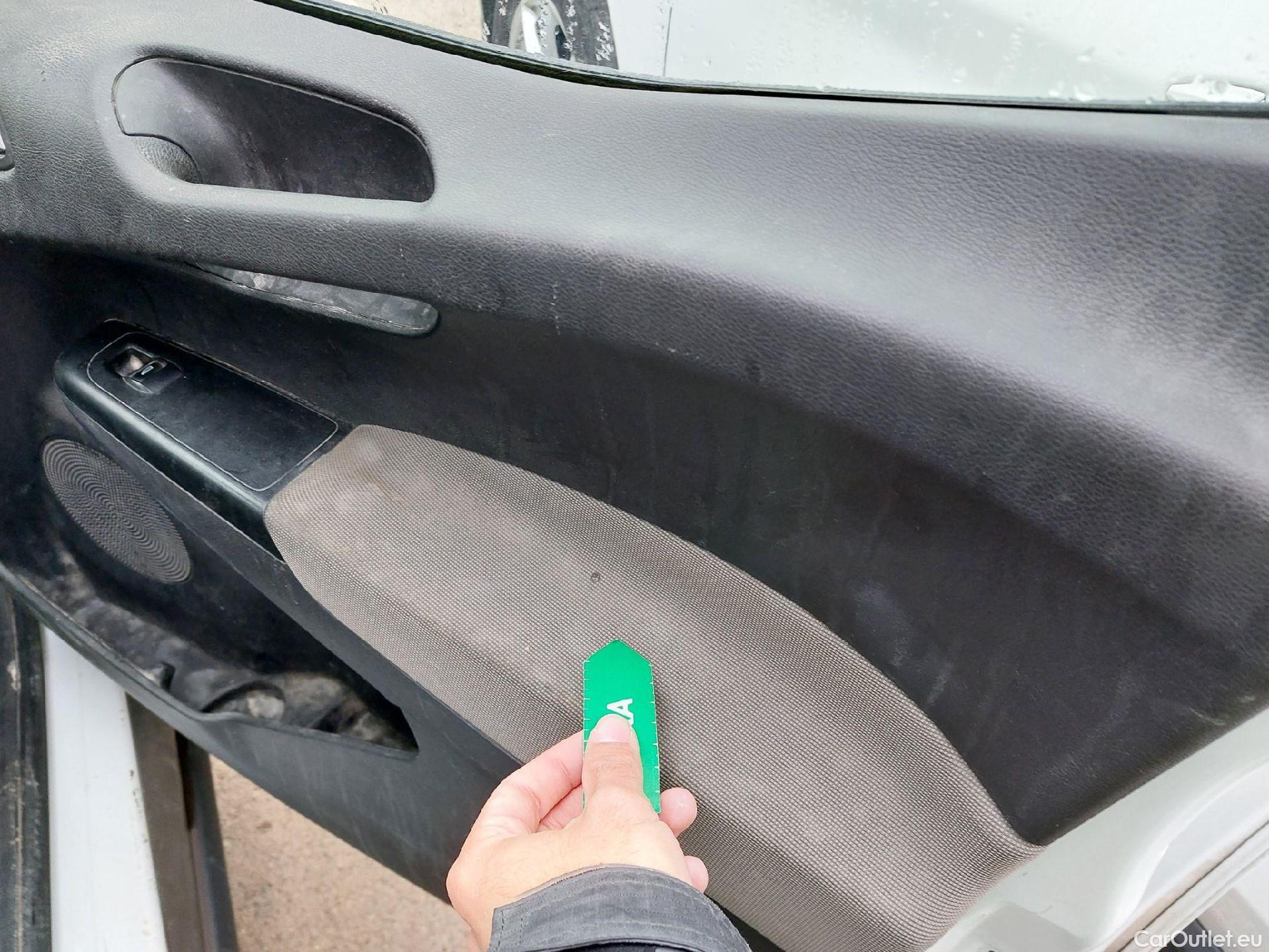  Ford  Transit Connect FORD Transit Courier / 2014 / 4P / combi Kombi 1.5 TDCi 56kW Trend #33