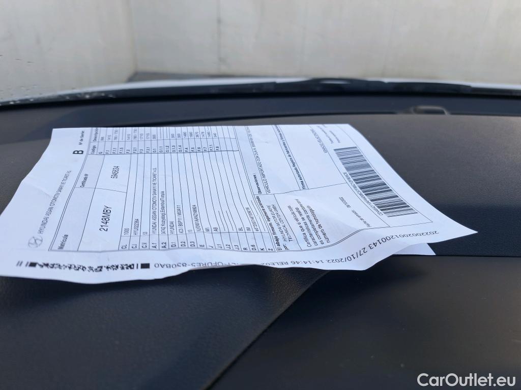  Hyundai  i10 HYUNDAI  / 2020 / 5P / berlina con portón 1.0 Klass #10