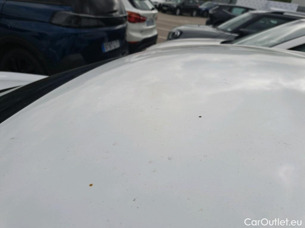  Peugeot  208 PEUGEOT  / 2019 / 5P / berlina con portón PureTech 73kW (100CV) Active Pack #5