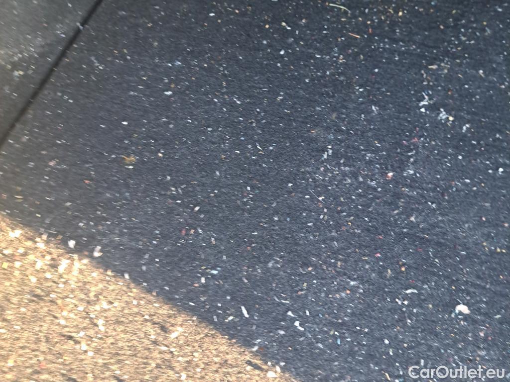  Volkswagen  T-ROC VOLKSWAGEN  / 2021 / 5P / todoterreno Life 2.0 TDI 85kW (115CV) (AC2) #29