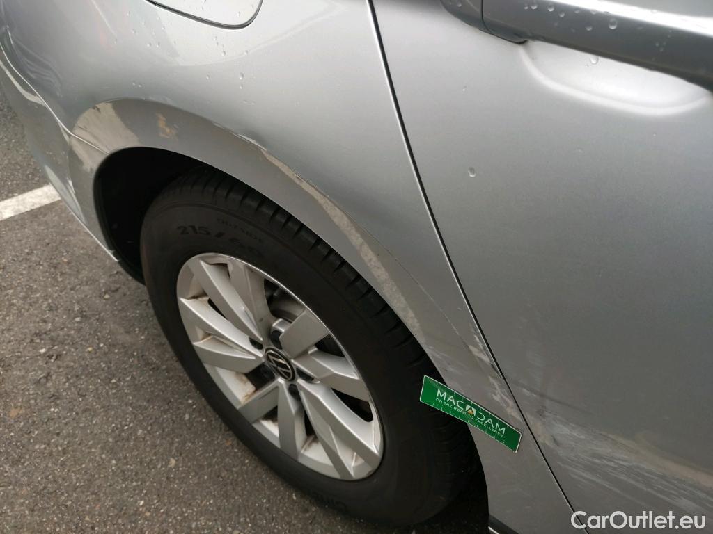  Volkswagen  Passat VOLKSWAGEN  / 2019 / 4P / sedán 2.0 TDI 110kW (150CV) #10