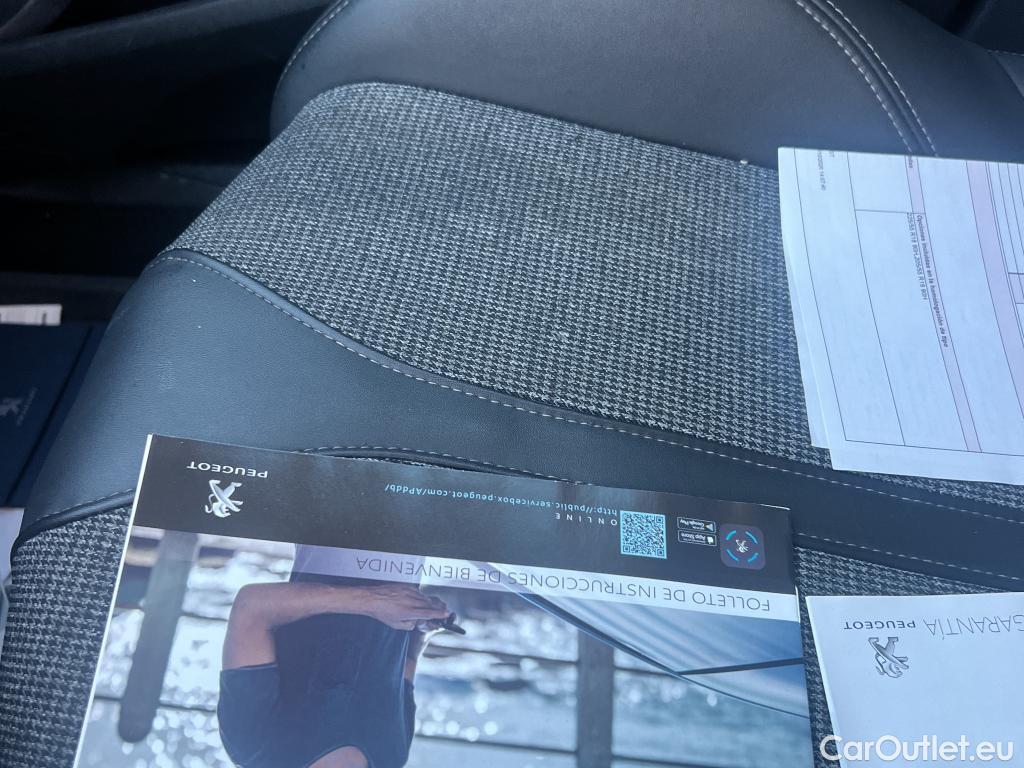  Peugeot  3008 PEUGEOT  / 2016 / 5P / todoterreno 1.5 BlueHDi 96kW (130CV) S&S Allure #8