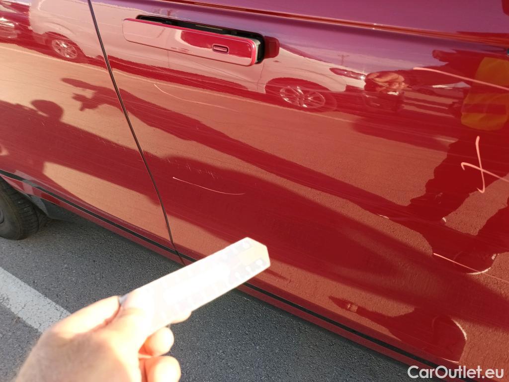  Land Rover  Range Rover LAND ROVER  Velar / 2017 / 5P / todoterreno 2.0 P250 184kW R-Dynamic S 4WD Auto #5