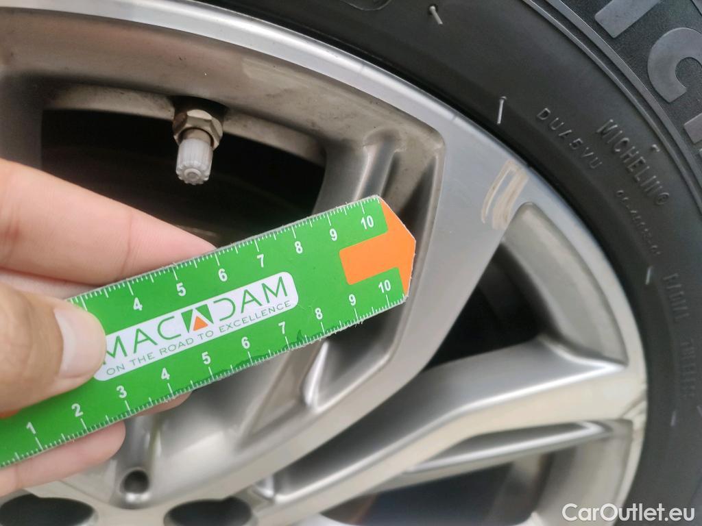  Bmw  X1 BMW  sDrive18i #2