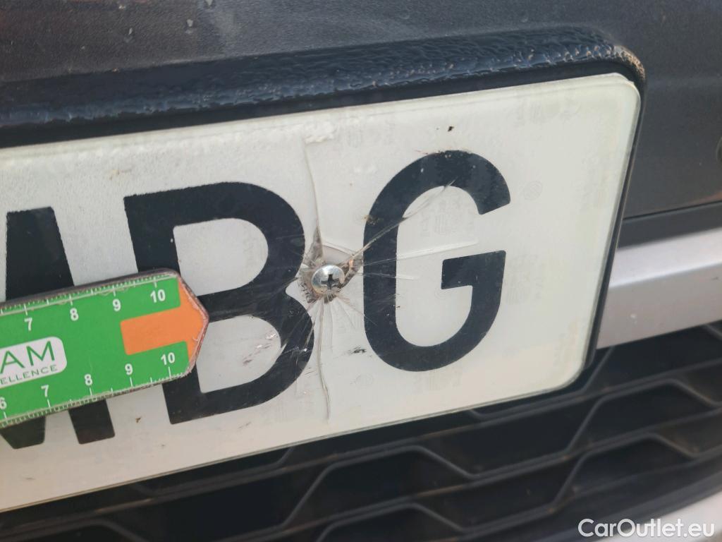  Volkswagen  T-ROC VOLKSWAGEN  / 2021 / 5P / todoterreno Life 2.0 TDI 85kW (115CV) (AC2) #40