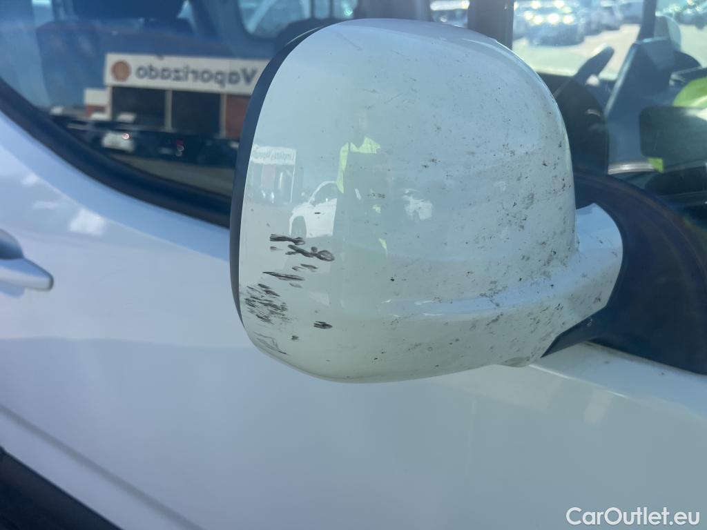  Peugeot  RIFTER PEUGEOT  / 2018 / 4P / combi Active Standard BlueHDi 73kW (IND) (CX2) #39