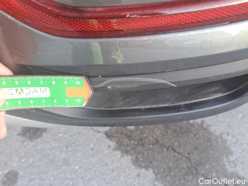  Volkswagen  T-ROC VOLKSWAGEN  / 2021 / 5P / todoterreno Life 2.0 TDI 85kW (115CV) (AC2) #32