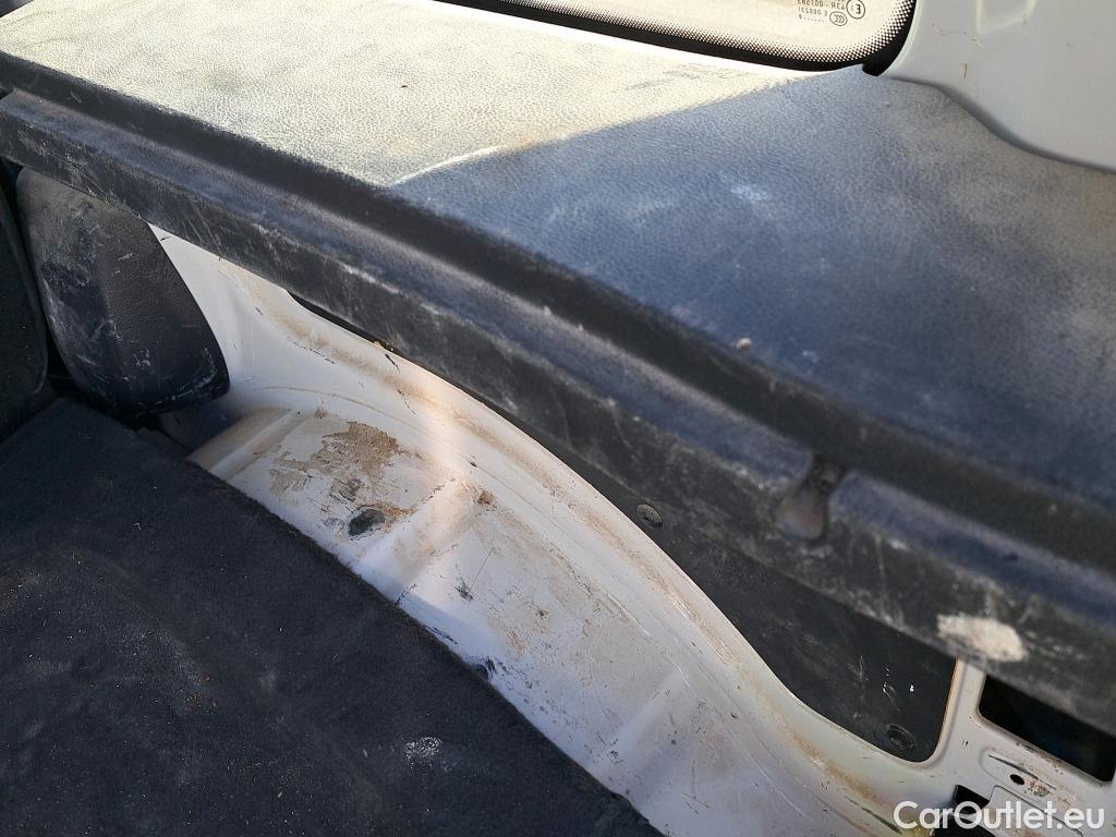  Volkswagen  Caddy VOLKSWAGEN  / 2015 / 4P / combi Profesional Kombi 2.0 TDI 75kW BMT (CX) #20