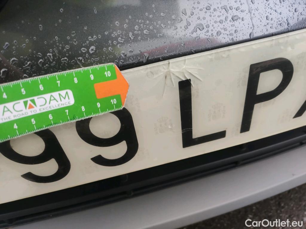  Bmw  X1 BMW  sDrive18i #22