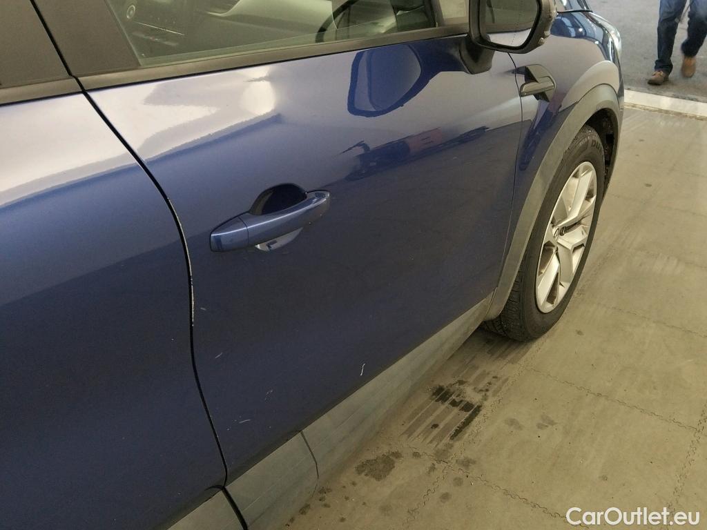  Renault  Captur RENAULT  / 2020 / 5P / todoterreno Intens TCe 90 #13