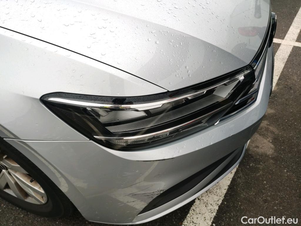  Volkswagen  Passat VOLKSWAGEN  / 2019 / 4P / sedán 2.0 TDI 110kW (150CV) #17