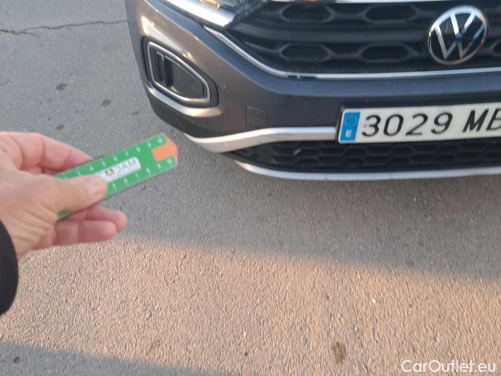  Volkswagen  T-ROC VOLKSWAGEN  / 2021 / 5P / todoterreno Life 2.0 TDI 85kW (115CV) (AC2) #35