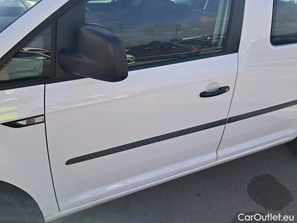  Volkswagen  Caddy VOLKSWAGEN  / 2015 / 4P / combi Profesional Kombi 2.0 TDI 75kW BMT (CX) #23
