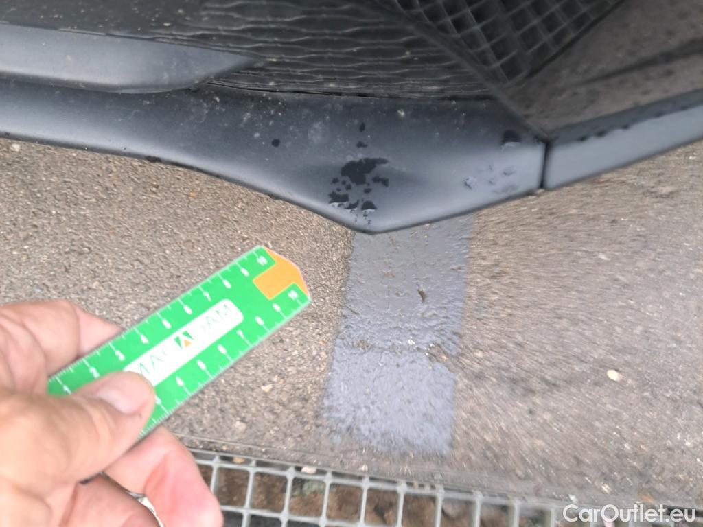  Land Rover  Range Rover LAND ROVER  Velar / 2017 / 5P / todoterreno 2.0D I4 150kW (204CV) S 4WD Auto #2