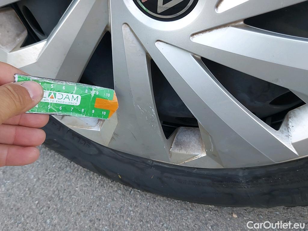  Volkswagen  Polo VOLKSWAGEN  / 2021 / 5P / berlina con portón  1.0 TSI 70kW (95CV) #56