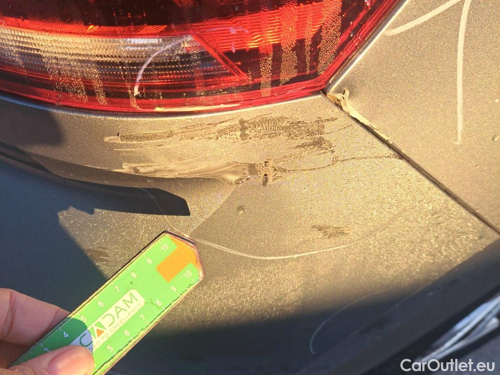  Volkswagen  T-ROC VOLKSWAGEN  / 2021 / 5P / todoterreno Life 2.0 TDI 85kW (115CV) (AC2) #24