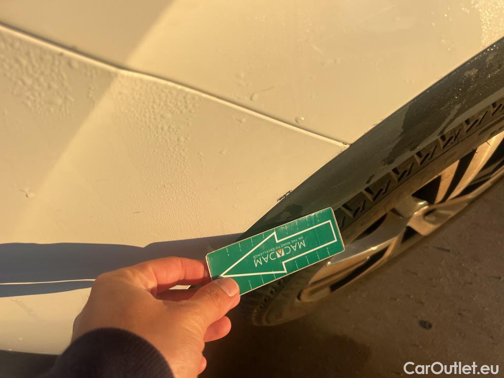  Peugeot  3008 PEUGEOT  / 2016 / 5P / todoterreno 1.5 BlueHDi 96kW (130CV) S&S Allure #16