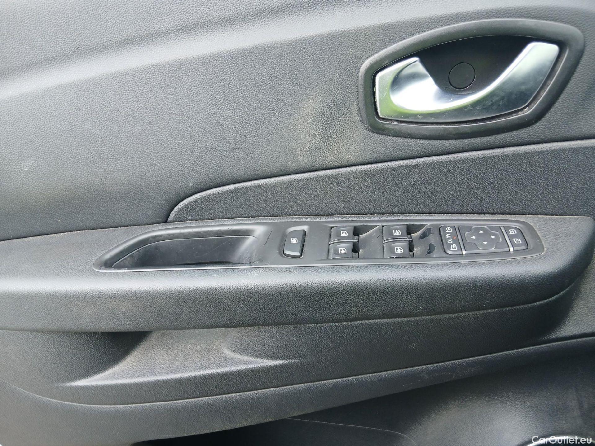  Renault  Captur  Zen 0.9 TCe 90CV MT5 E6 #62