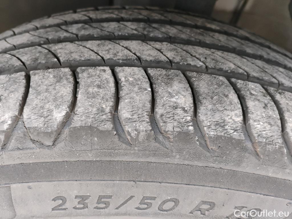  Hyundai  Tucson HYUNDAI  / 2020 / 5P / todoterreno 1.6 TGDI 169kW HEV Tecno Auto 2C #36