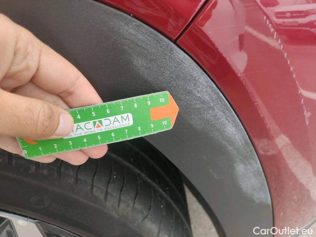  Hyundai  Tucson HYUNDAI  / 2020 / 5P / todoterreno 1.6 TGDI 169kW HEV Tecno Sky Auto #28